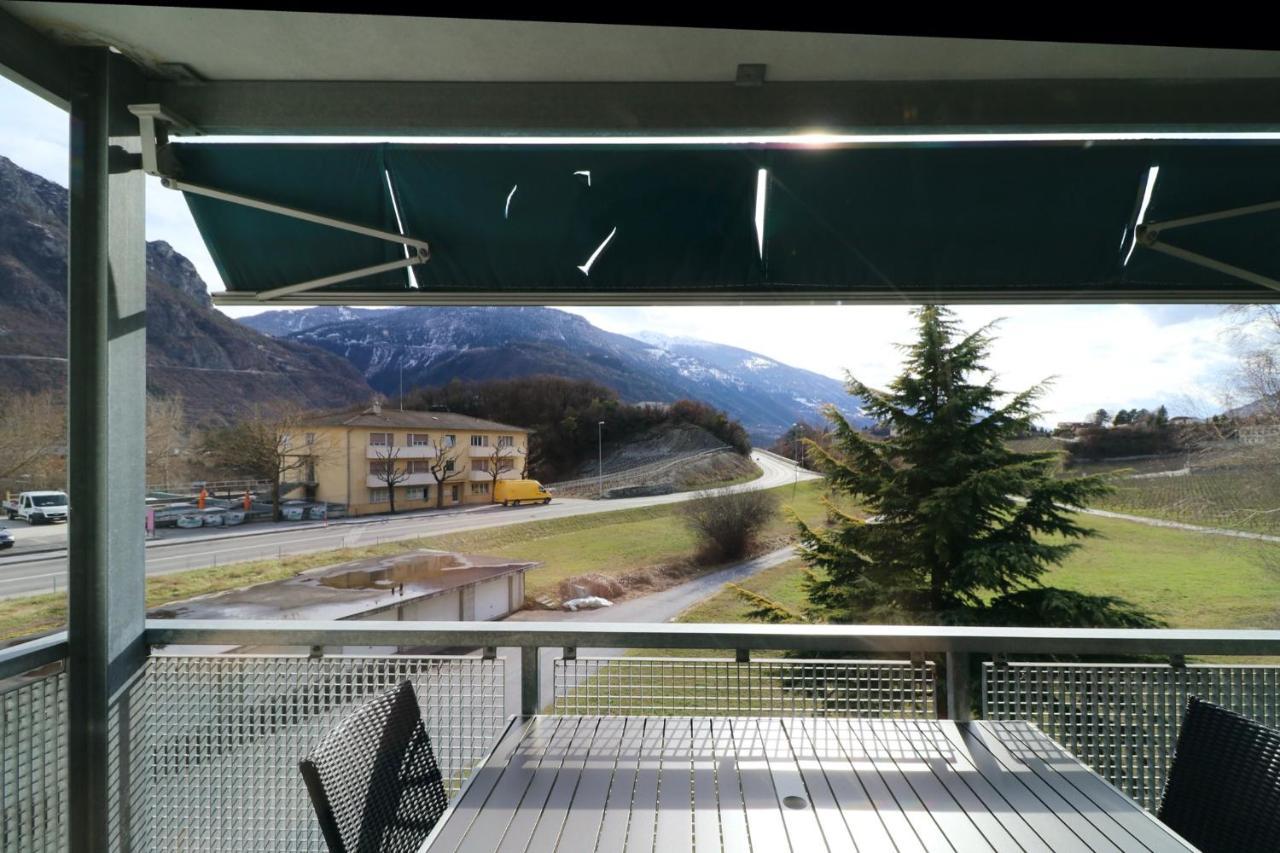 Large Modern Apartment In A Residential Area In Sierre Luaran gambar