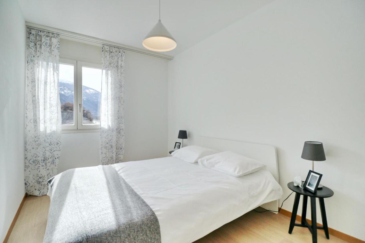 Large Modern Apartment In A Residential Area In Sierre Luaran gambar